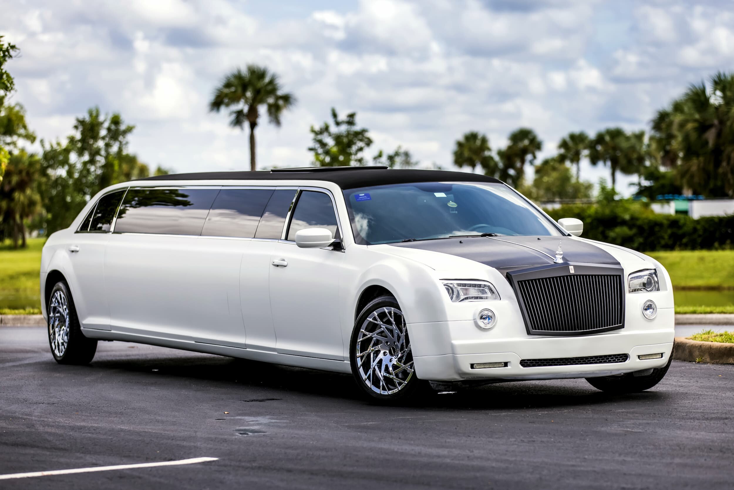 Stretch Limo Rentals in Chicago